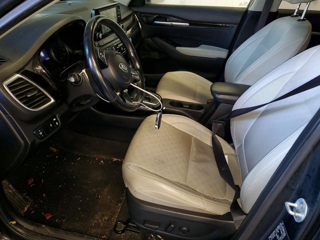2021 KIA SELTOS EX photo 7