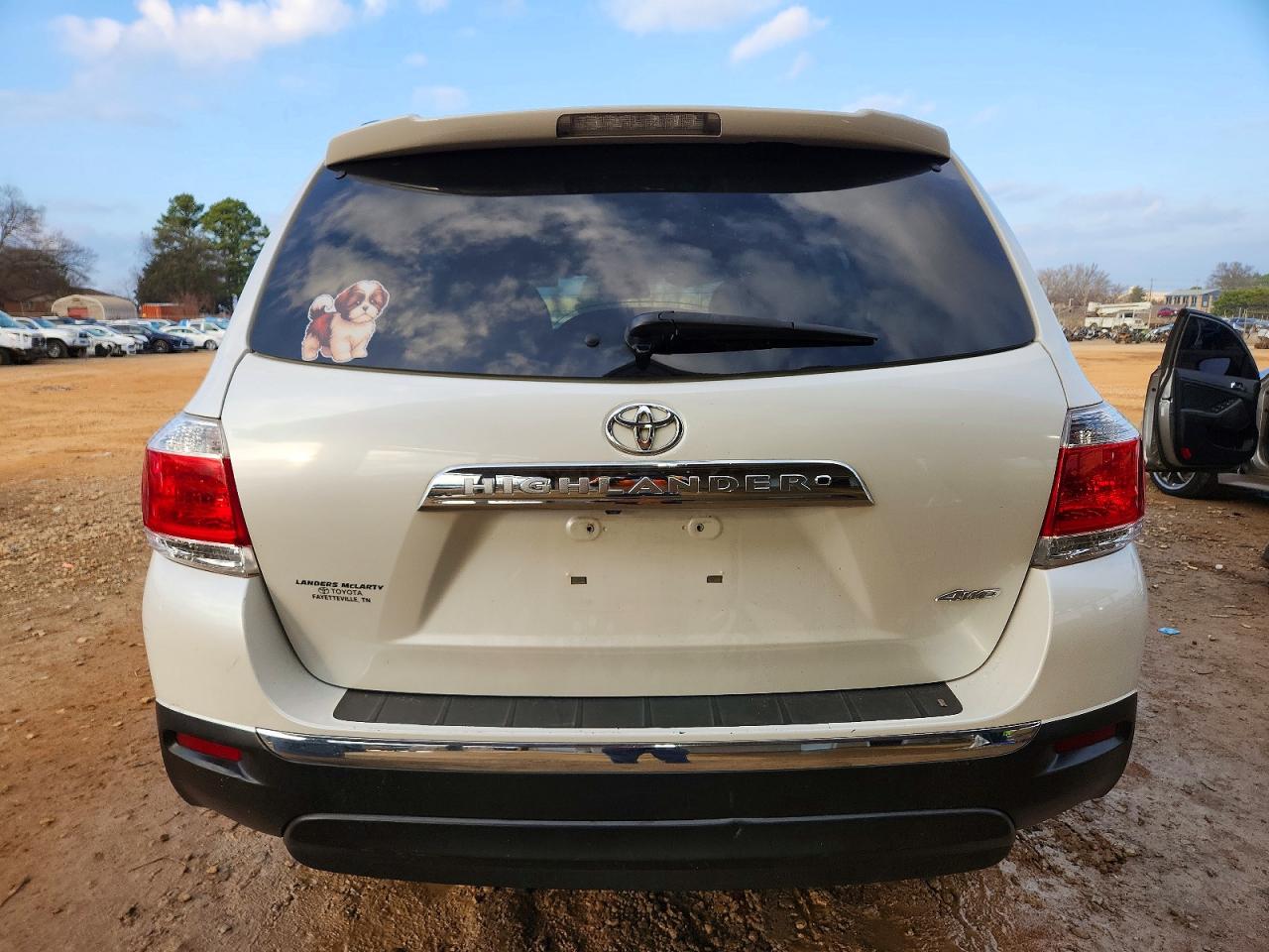 2013 TOYOTA HIGHLANDER BASE photo 11