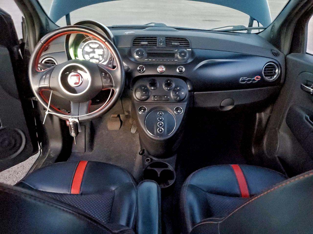 2013 FIAT 500 ELECTRIC photo 8