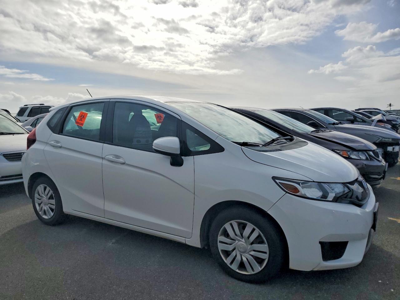 2015 HONDA FIT LX photo 4