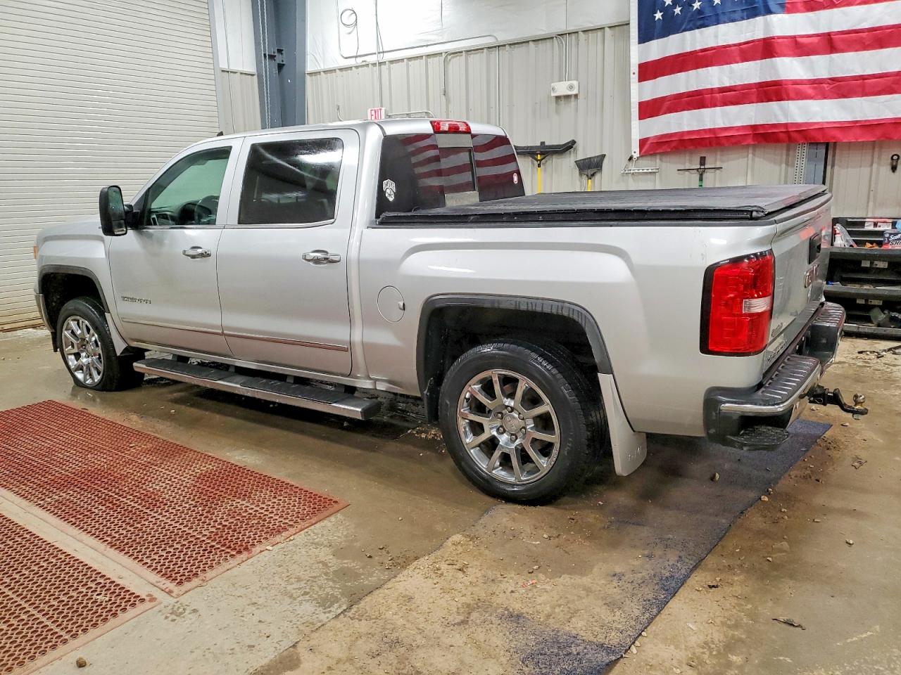 2014 GMC SIERRA K1500 SLT photo 2