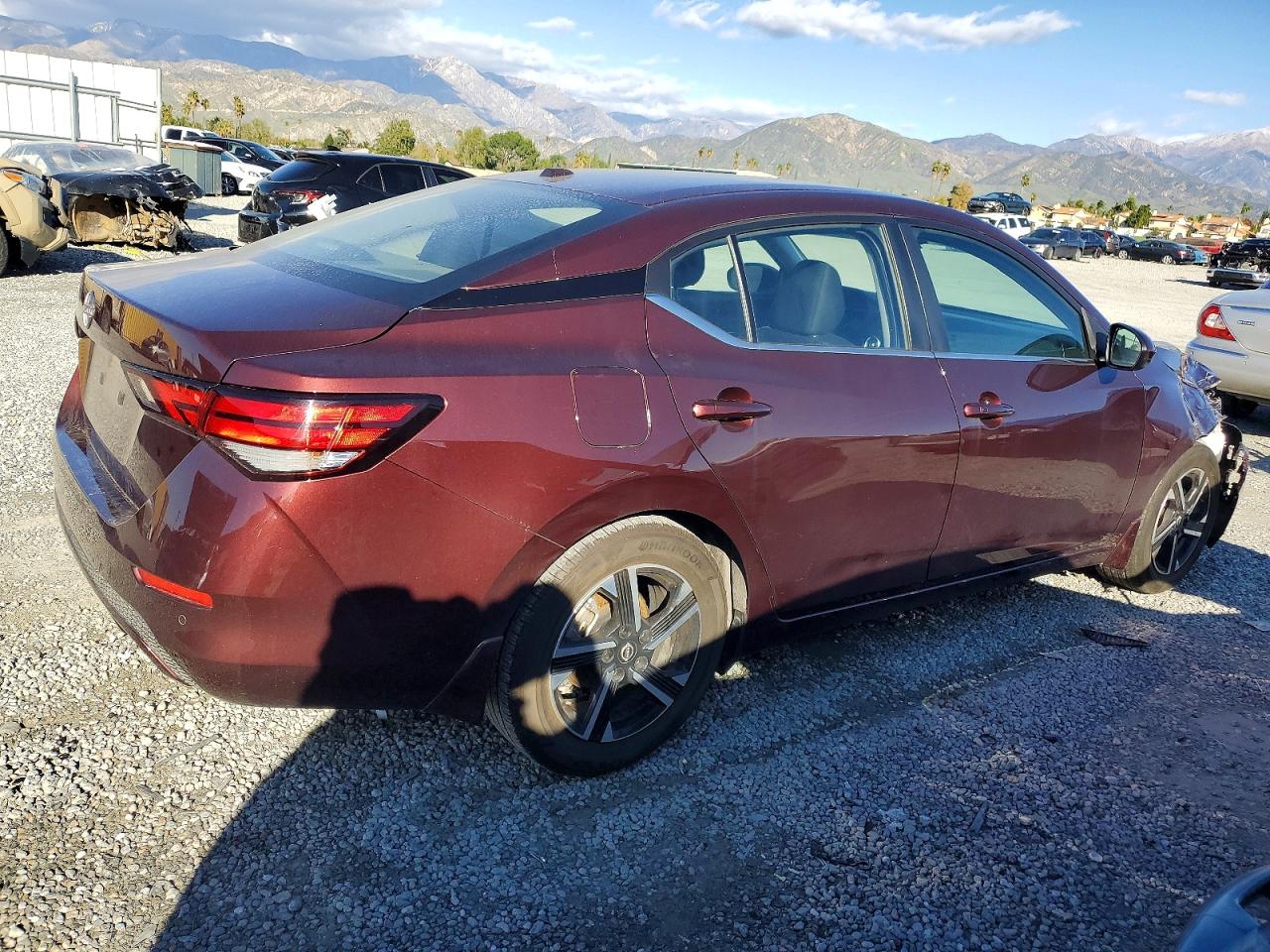 2025 NISSAN SENTRA SV photo 3