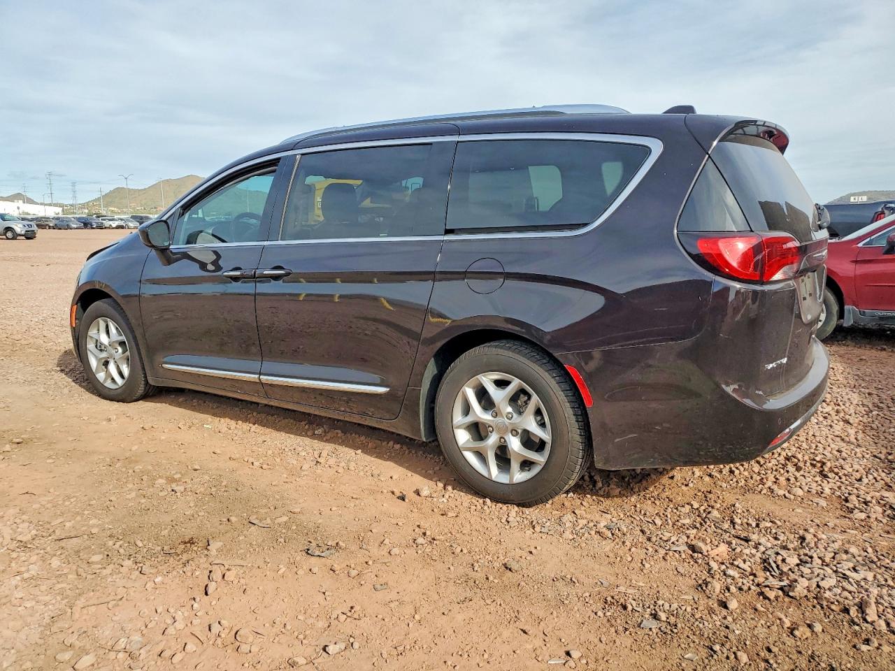 2019 CHRYSLER PACIFICA TOURING L PLUS photo 2