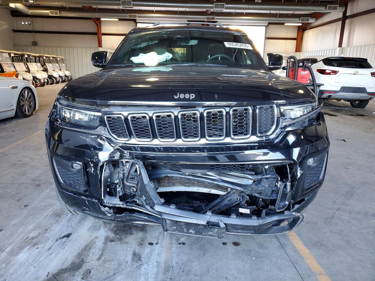 2023 JEEP GRAND CHEROKEE OVERLAND photo 5