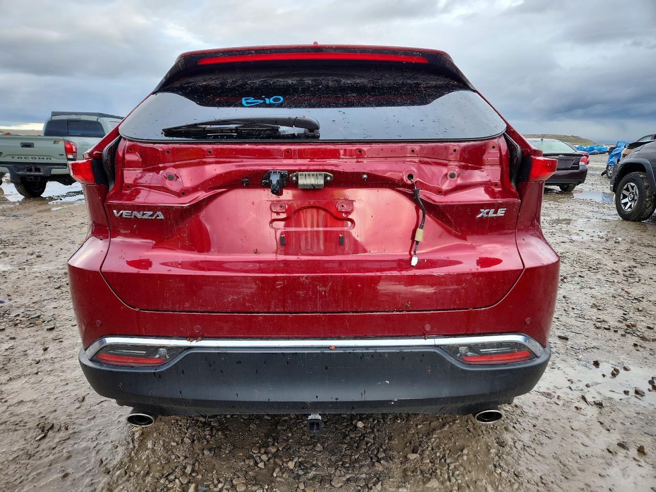 2024 TOYOTA VENZA LE photo 6