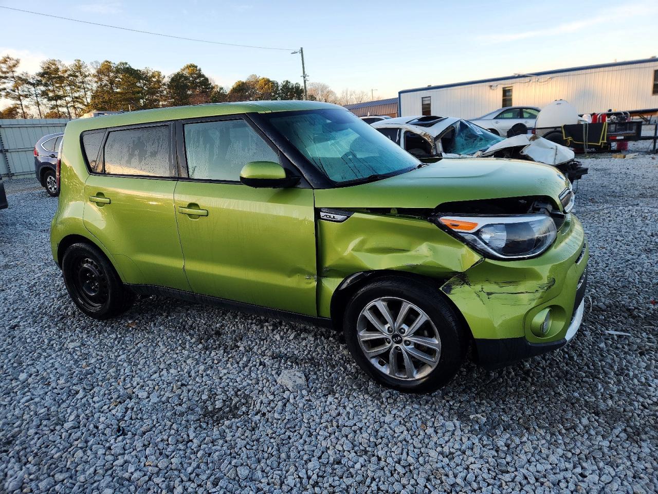 2017 KIA SOUL + photo 4