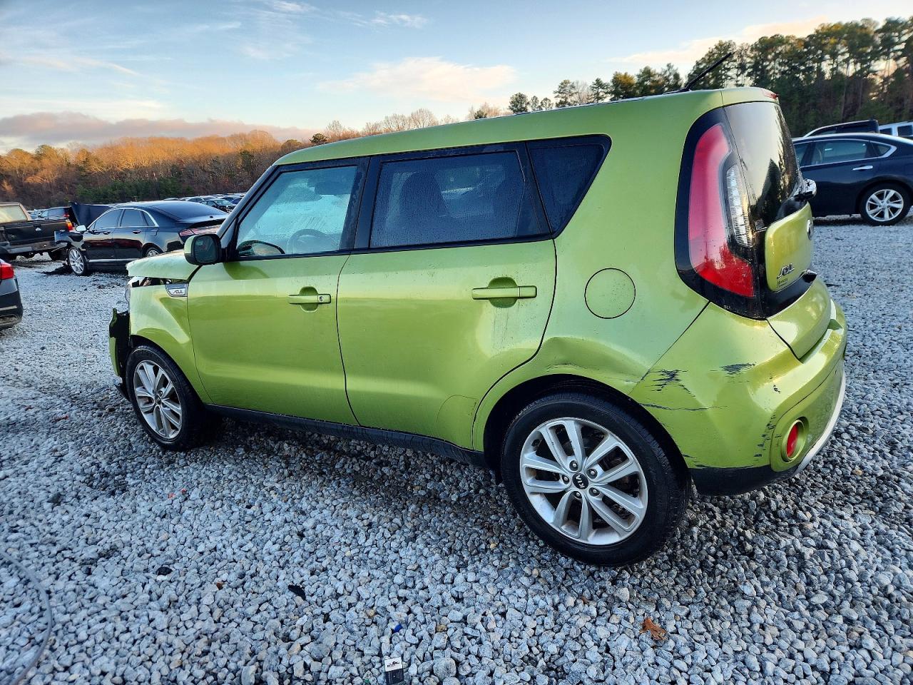 2017 KIA SOUL + photo 2