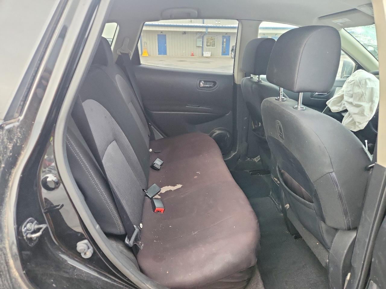 2011 NISSAN ROGUE S photo 10