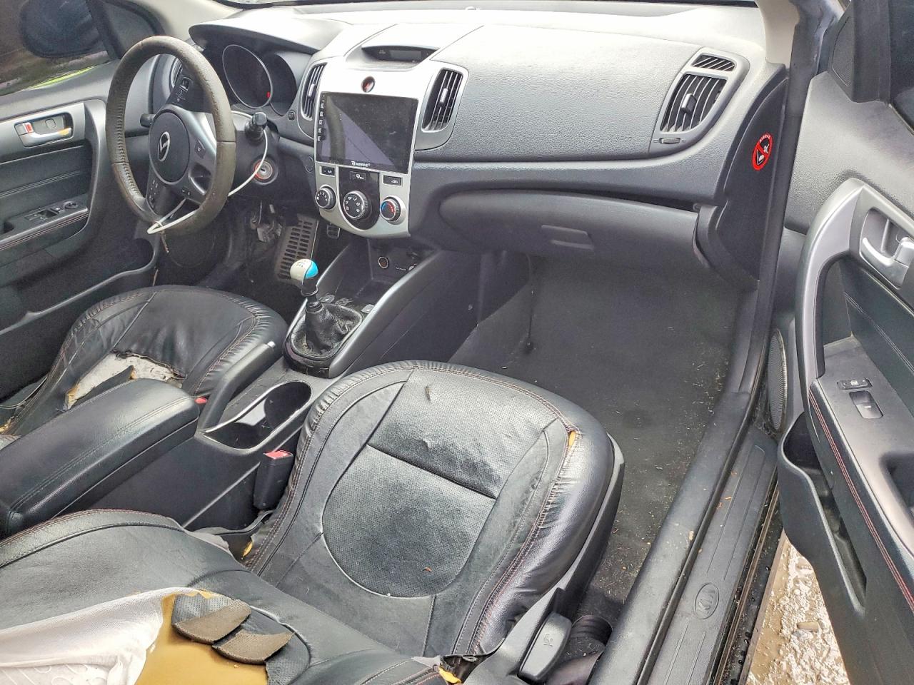 2012 KIA FORTE SX photo 8