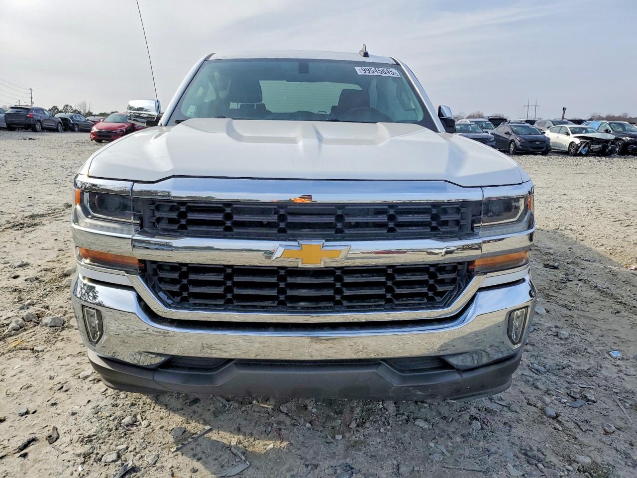 2018 CHEVROLET SILVERADO C1500 LT photo 5