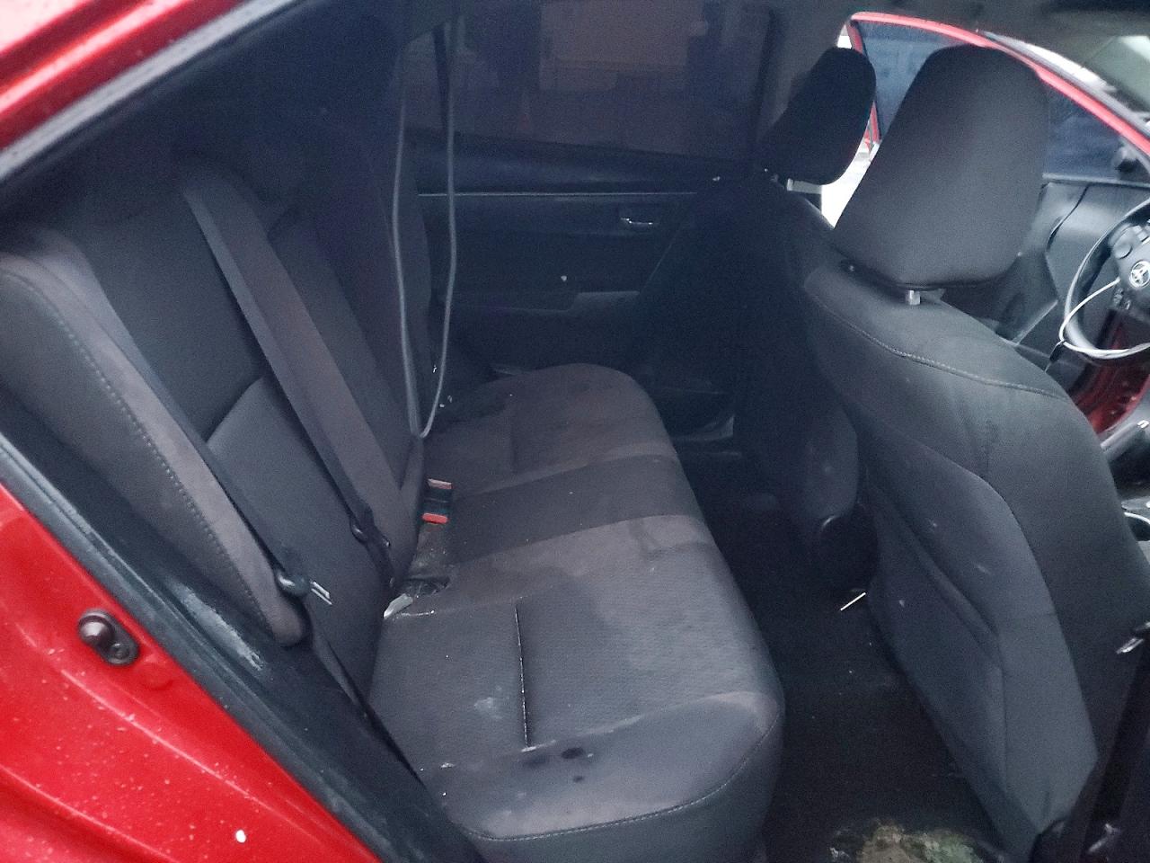 2018 TOYOTA COROLLA L photo 10