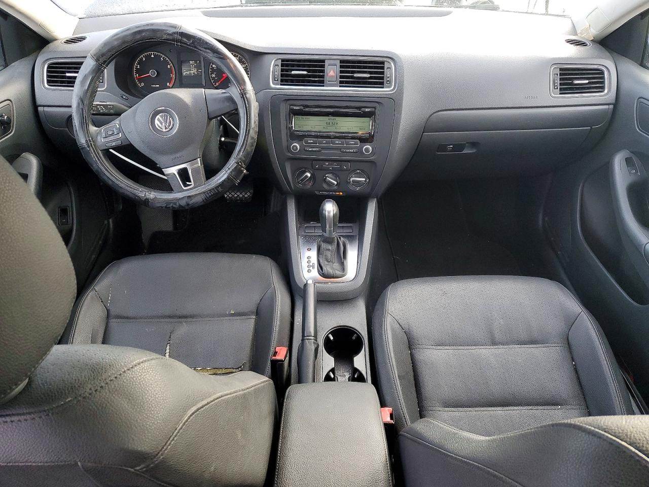 2011 VOLKSWAGEN JETTA SE photo 8