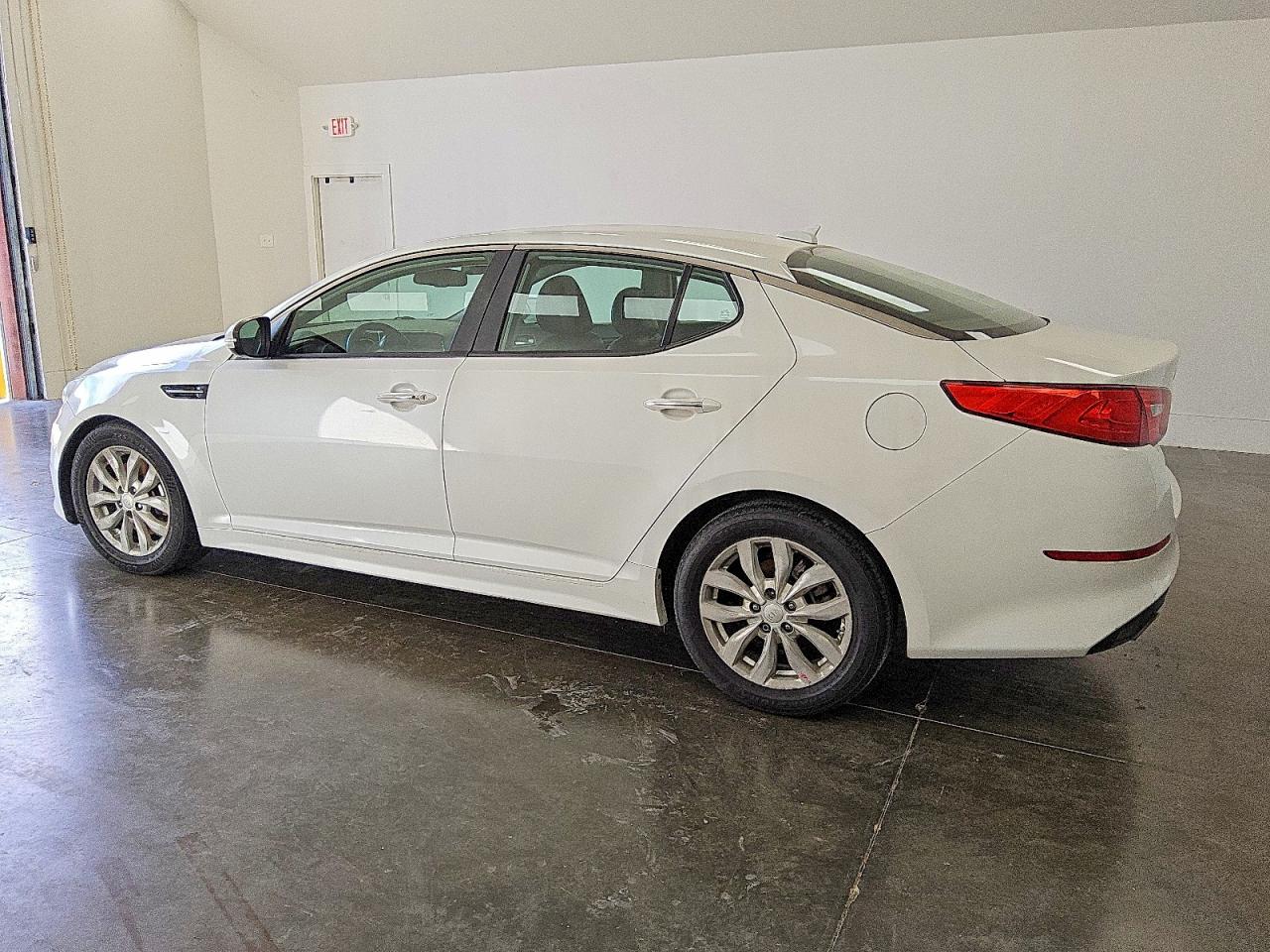 2015 KIA OPTIMA SX photo 2