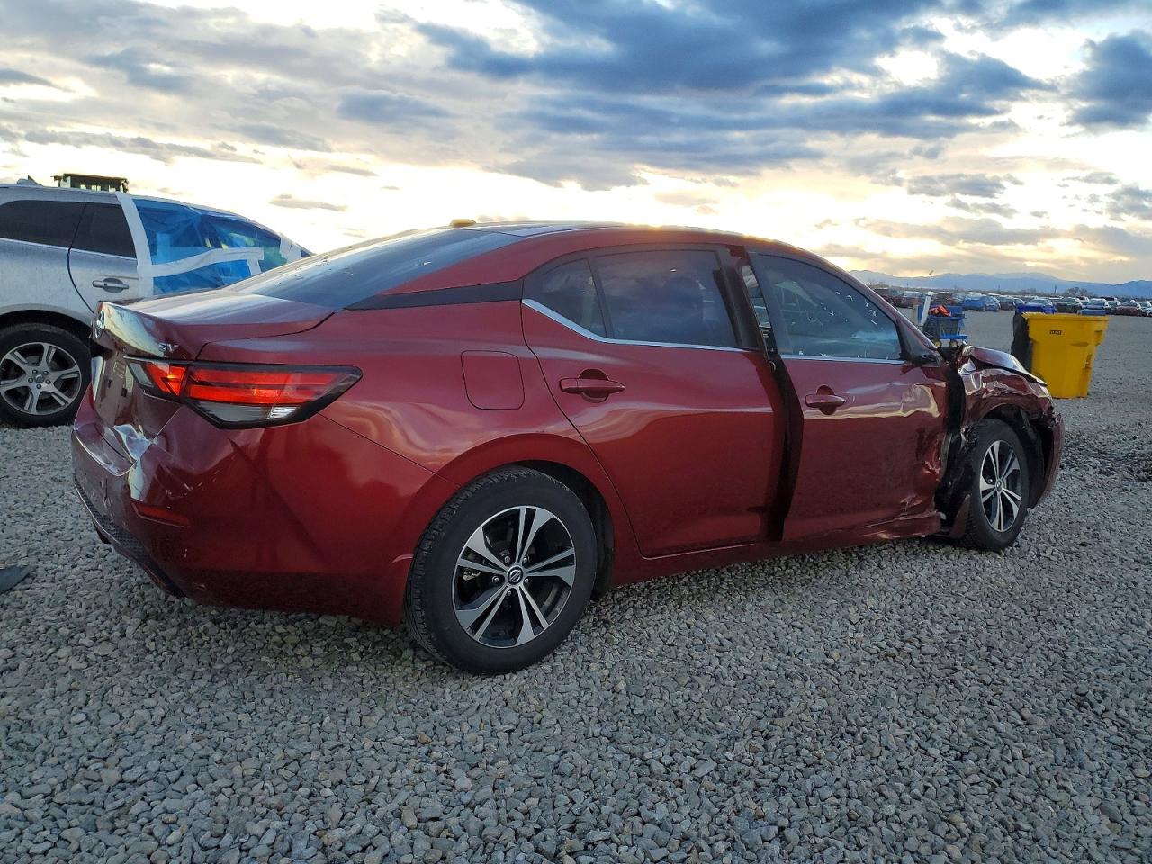 2023 NISSAN SENTRA SV photo 3