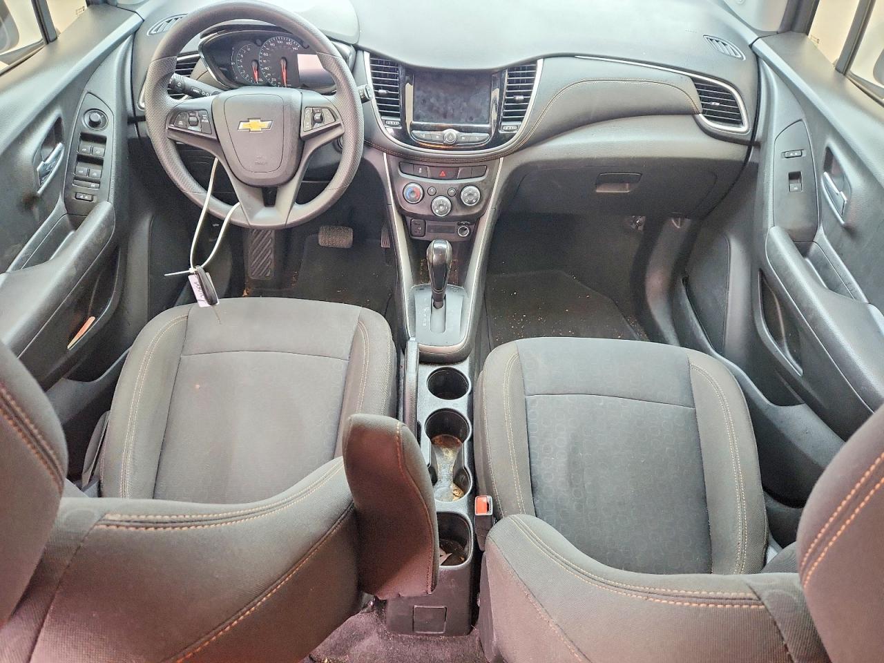 2020 CHEVROLET TRAX LS photo 8