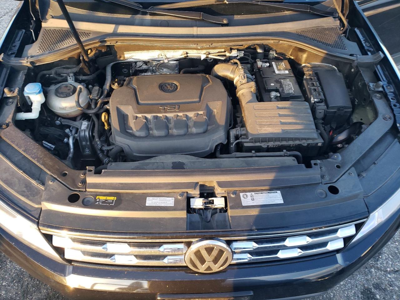 2020 VOLKSWAGEN TIGUAN S photo 12