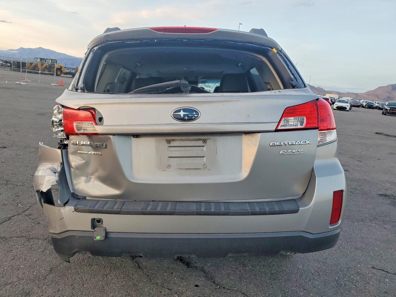 2011 SUBARU OUTBACK 2.5I LIMITED photo 6
