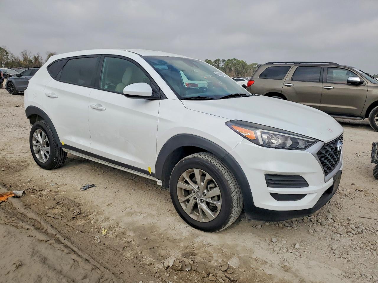 2021 HYUNDAI TUCSON SE photo 4