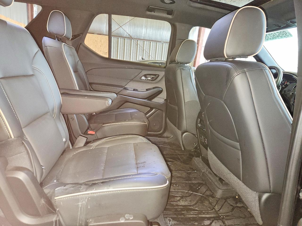 2023 CHEVROLET TRAVERSE PREMIER photo 11