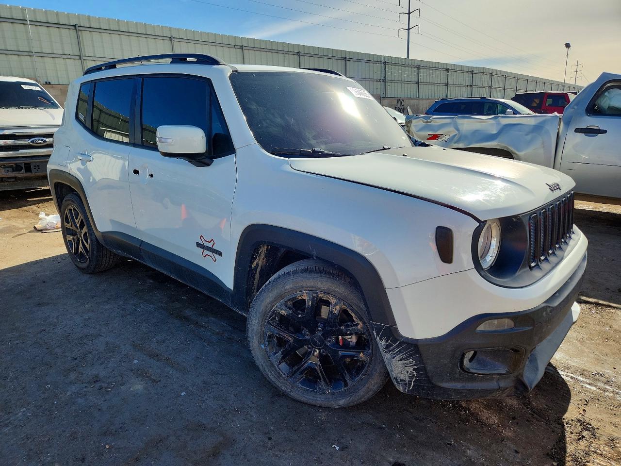 2017 JEEP RENEGADE LATITUDE photo 4