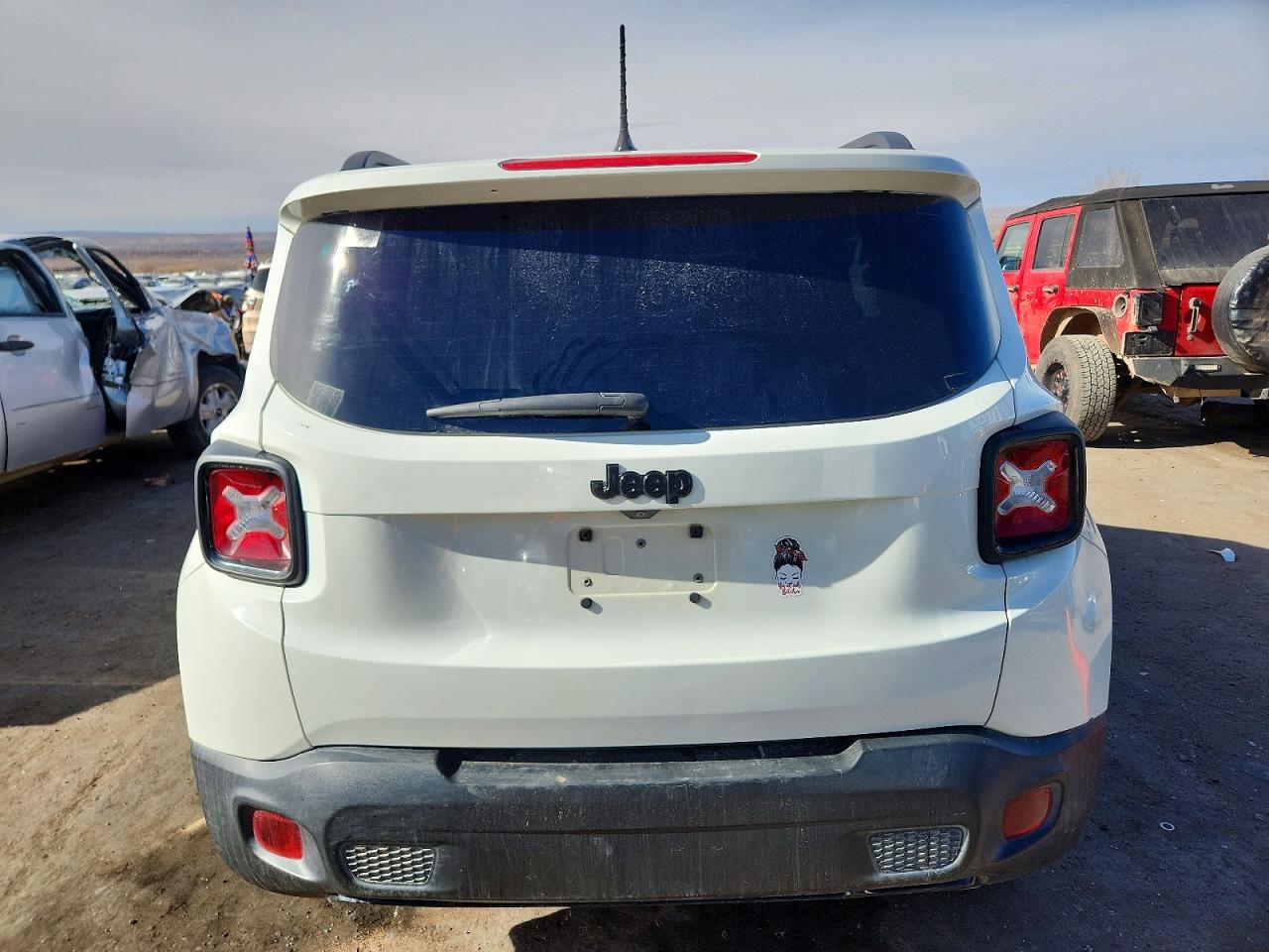 2017 JEEP RENEGADE LATITUDE photo 6