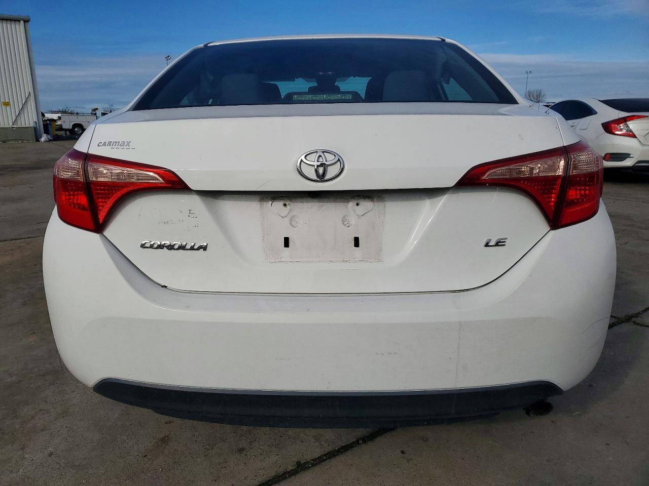 2017 TOYOTA COROLLA L photo 6