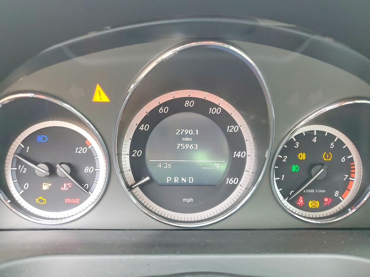 2010 MERCEDES-BENZ C 300 photo 9
