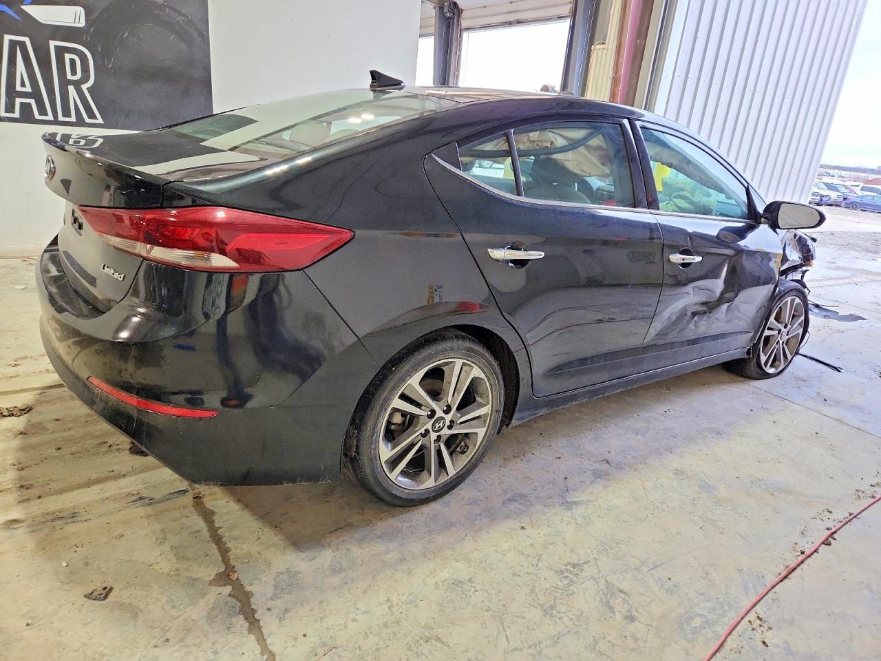 2017 HYUNDAI ELANTRA SE photo 3