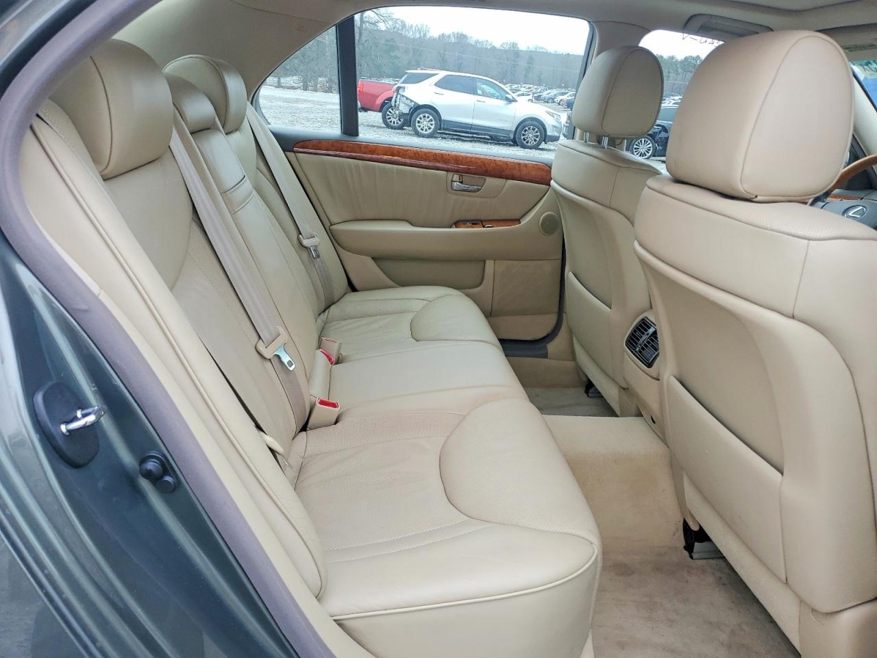 2005 LEXUS LS 430 photo 10