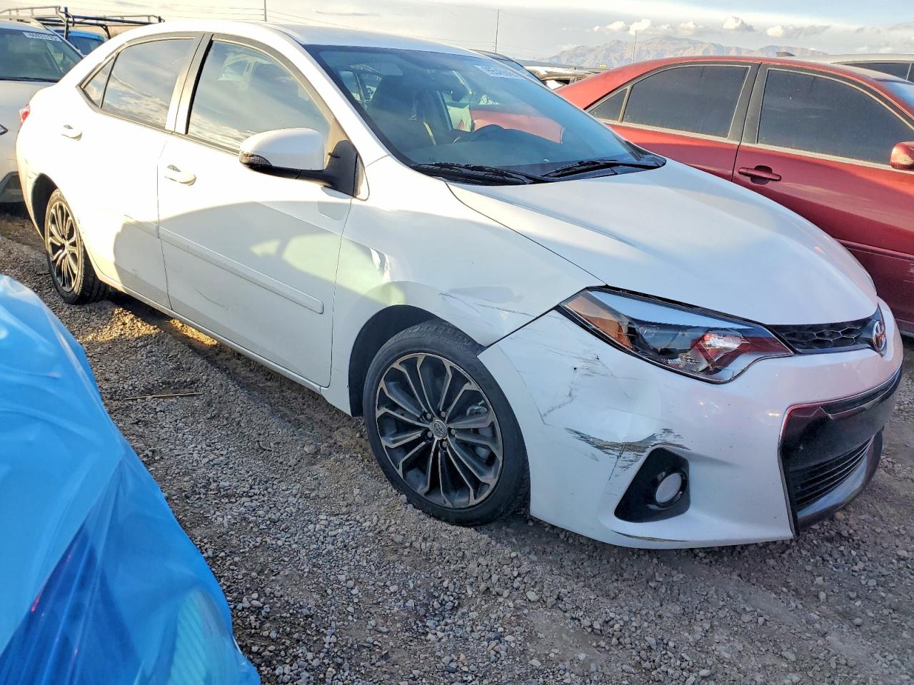 2016 TOYOTA COROLLA S PLUS photo 4