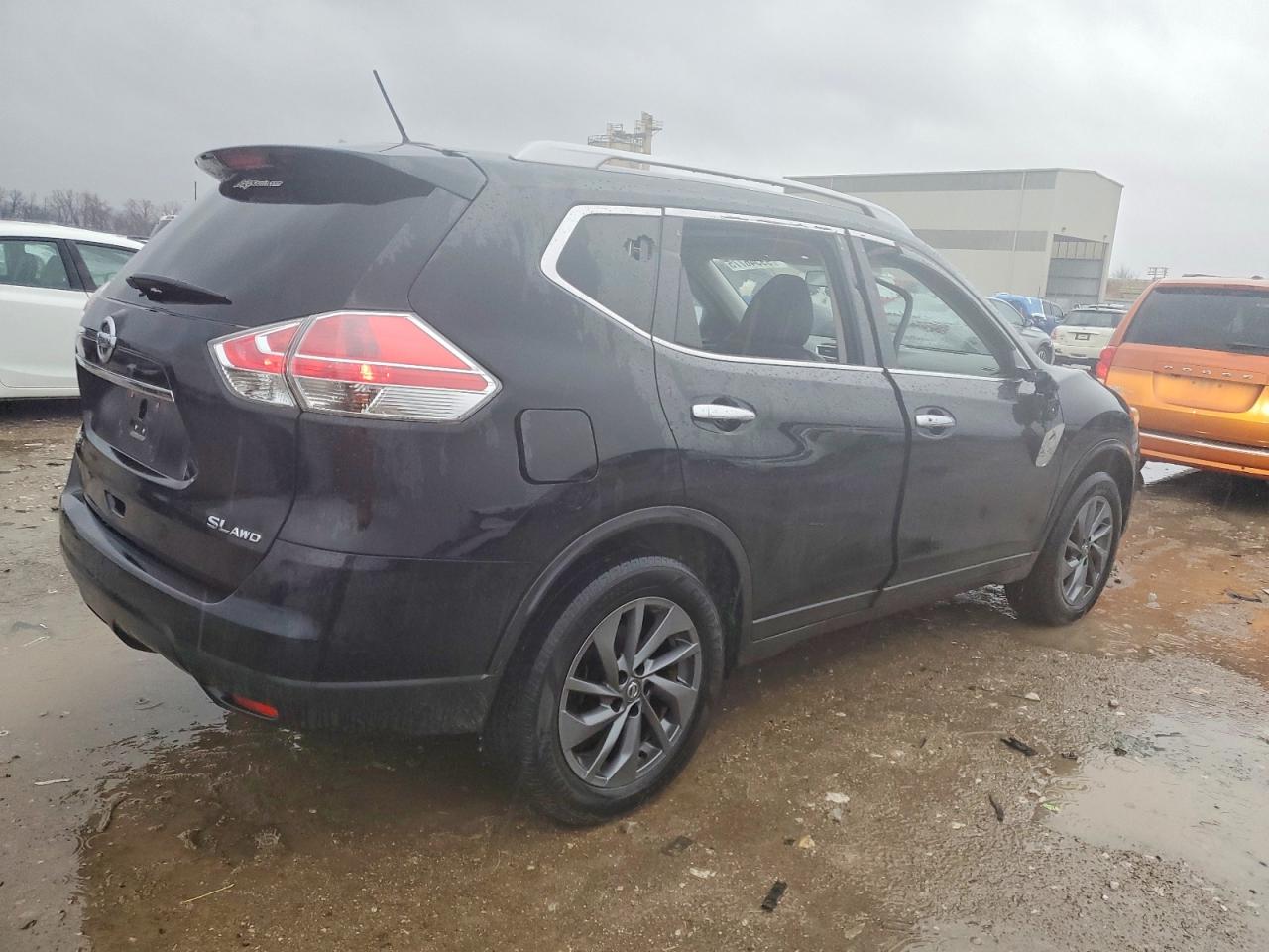 2016 NISSAN ROGUE SL photo 3