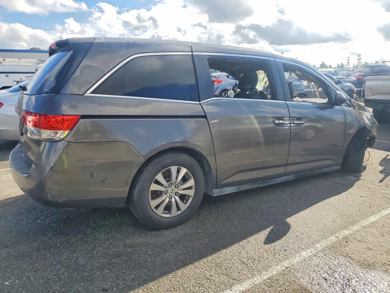 2014 HONDA ODYSSEY EXL photo 3