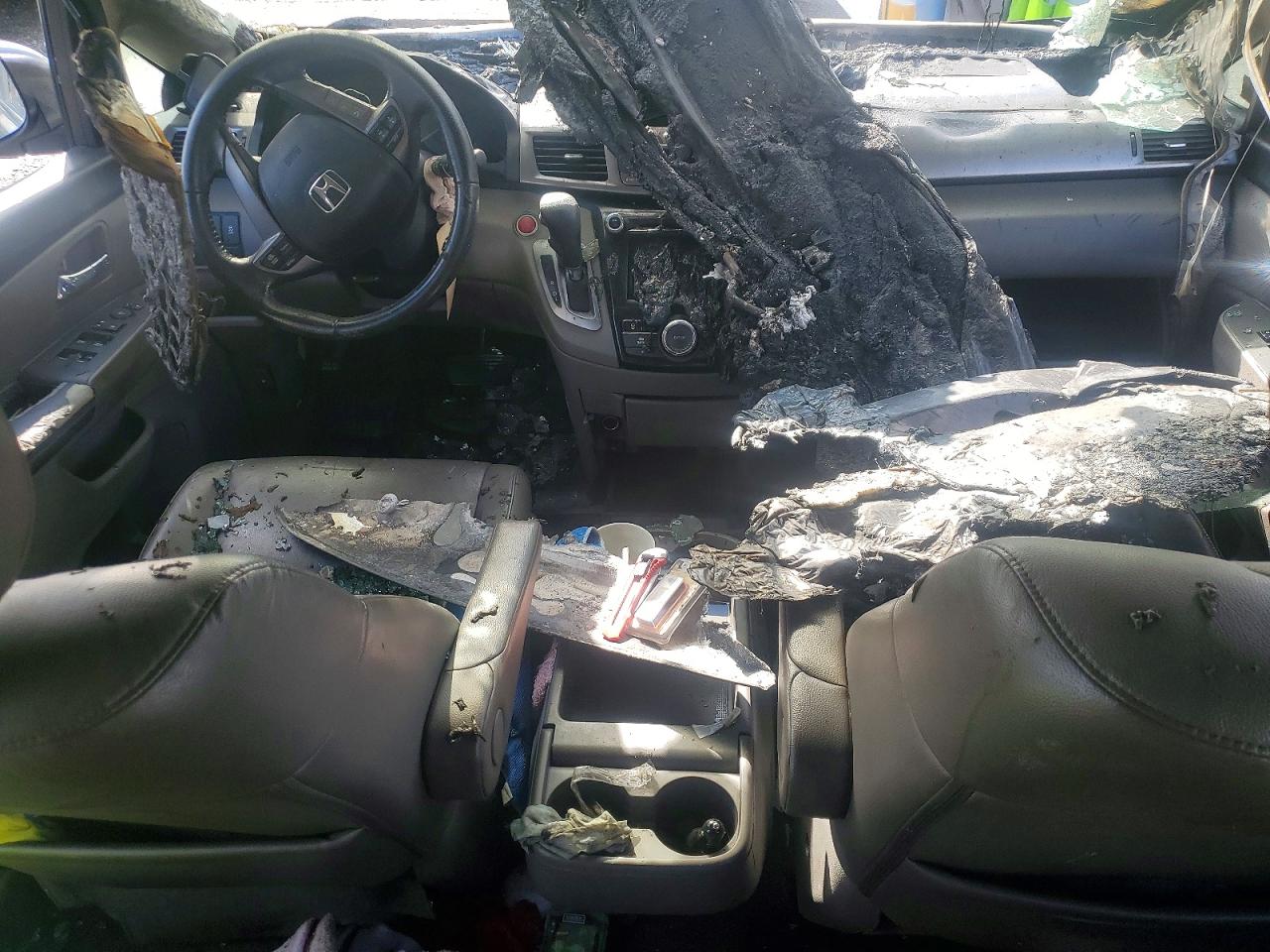 2014 HONDA ODYSSEY EXL photo 8