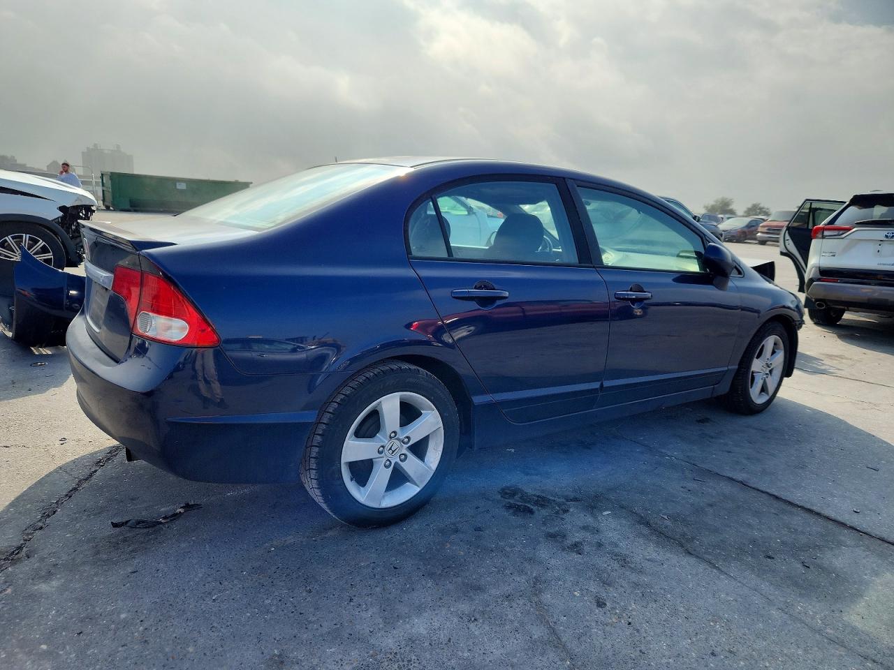 2010 HONDA CIVIC LX-S photo 3