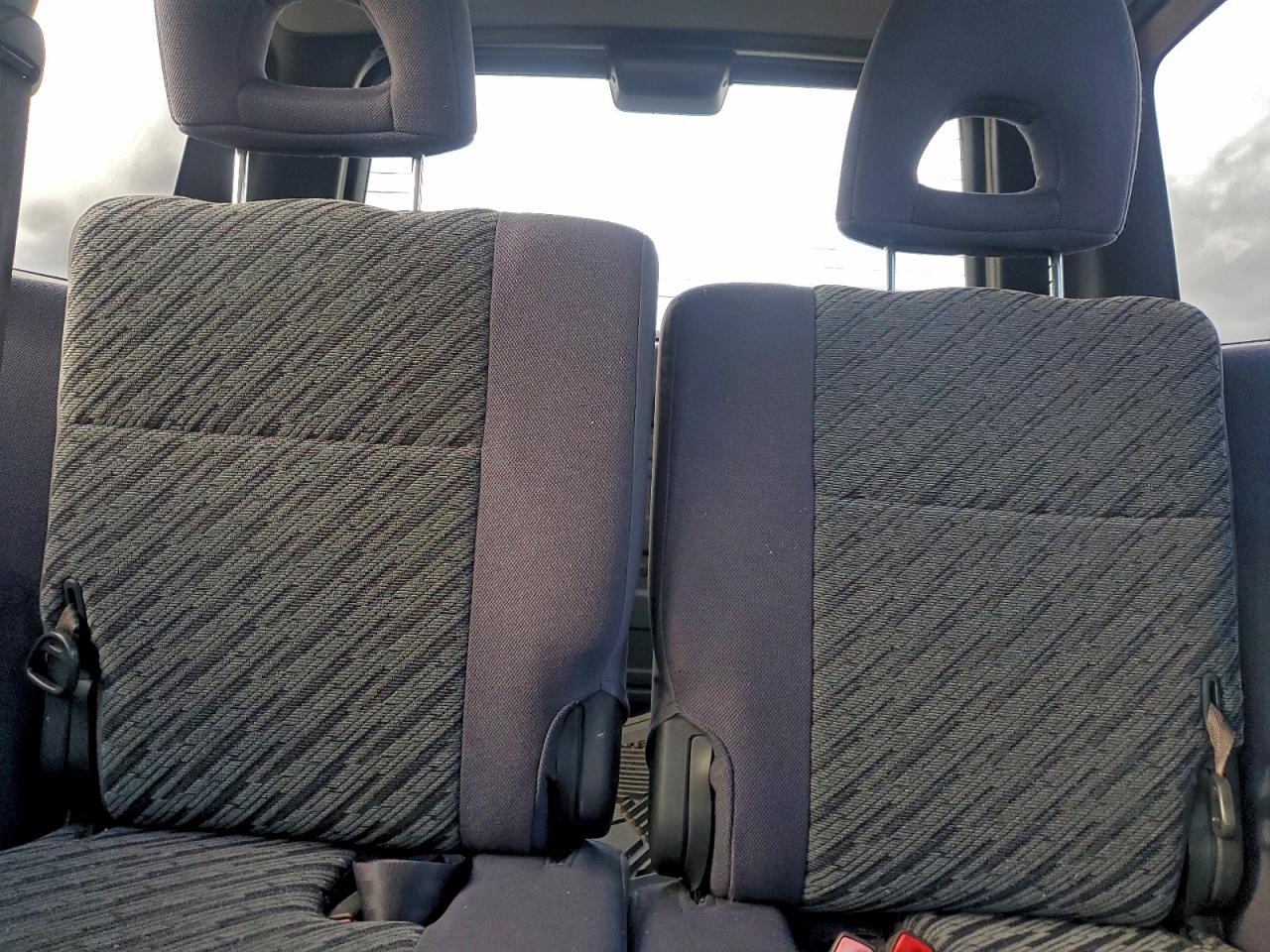1999 TOYOTA RAV4 photo 10