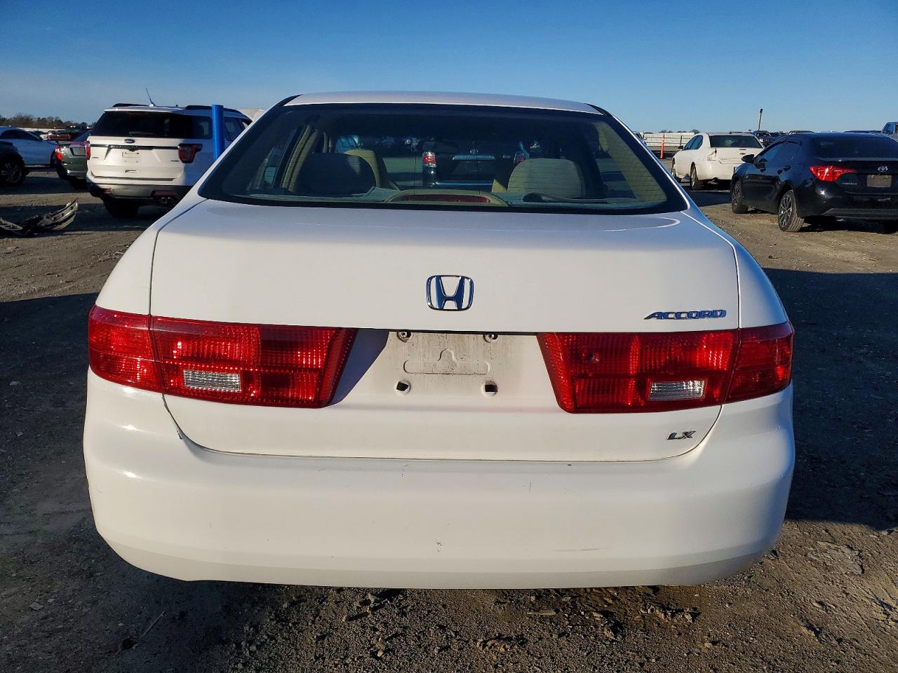 2005 HONDA ACCORD LX photo 6