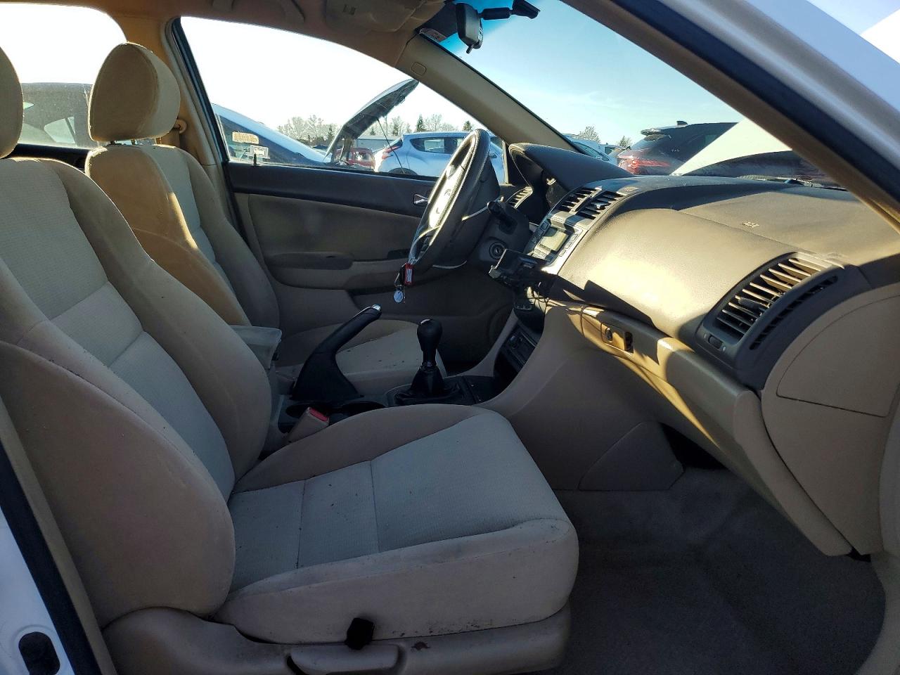 2005 HONDA ACCORD LX photo 7