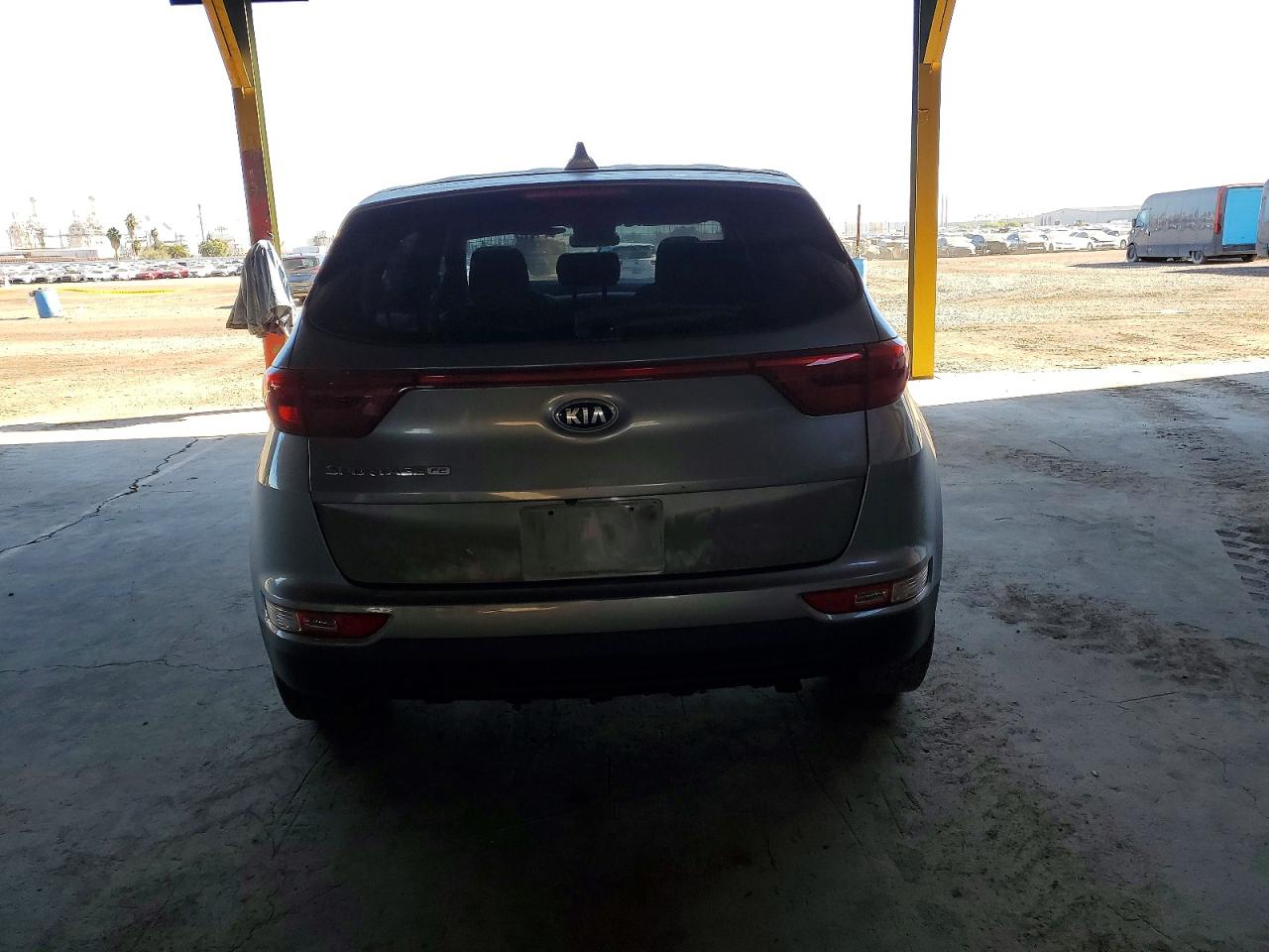 2018 KIA SPORTAGE LX photo 6