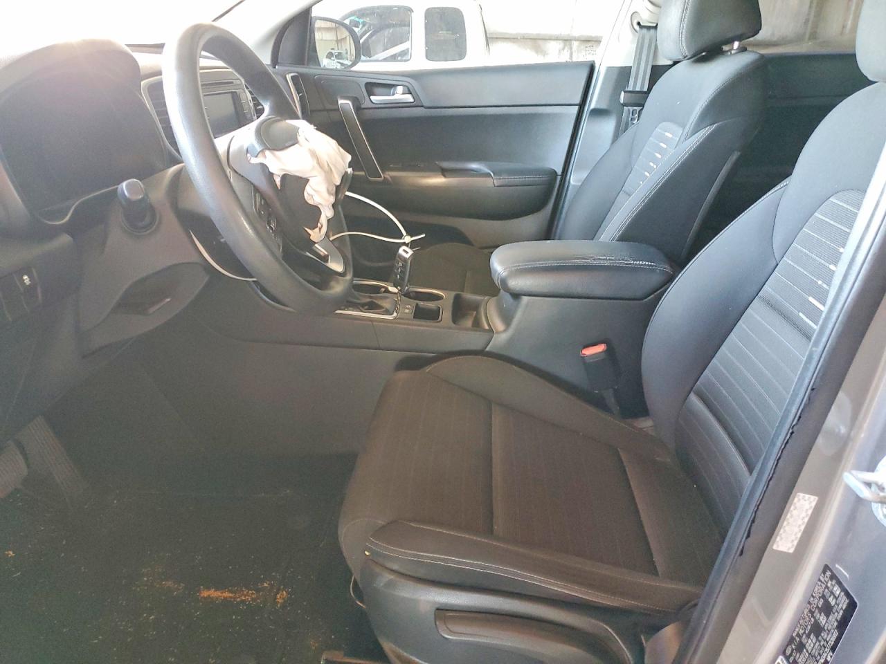 2018 KIA SPORTAGE LX photo 7