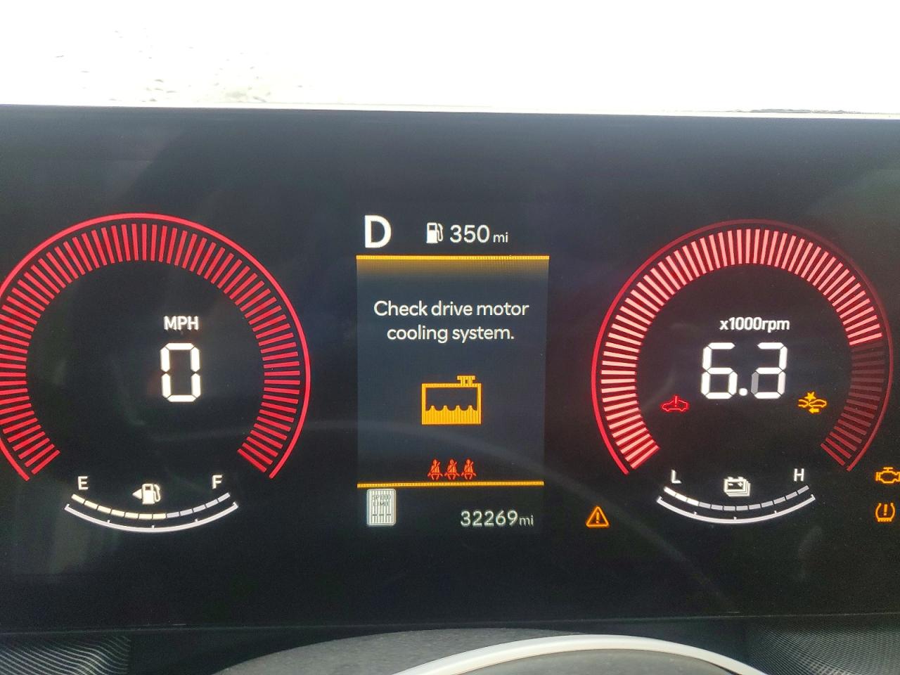 2025 HYUNDAI SONATA HYBRID photo 9