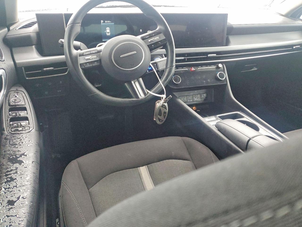 2025 HYUNDAI SONATA HYBRID photo 8