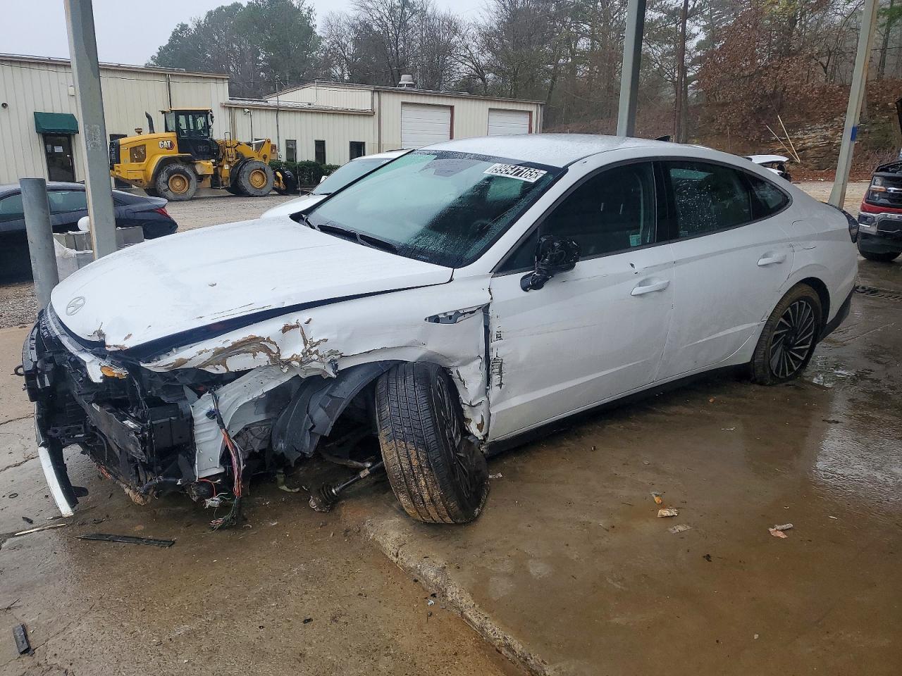 2025 HYUNDAI SONATA
