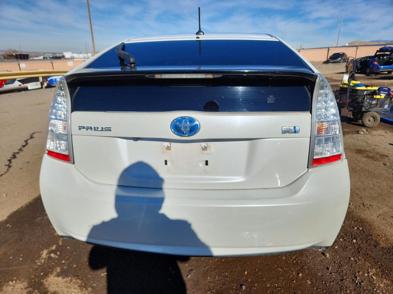 2010 TOYOTA PRIUS photo 6
