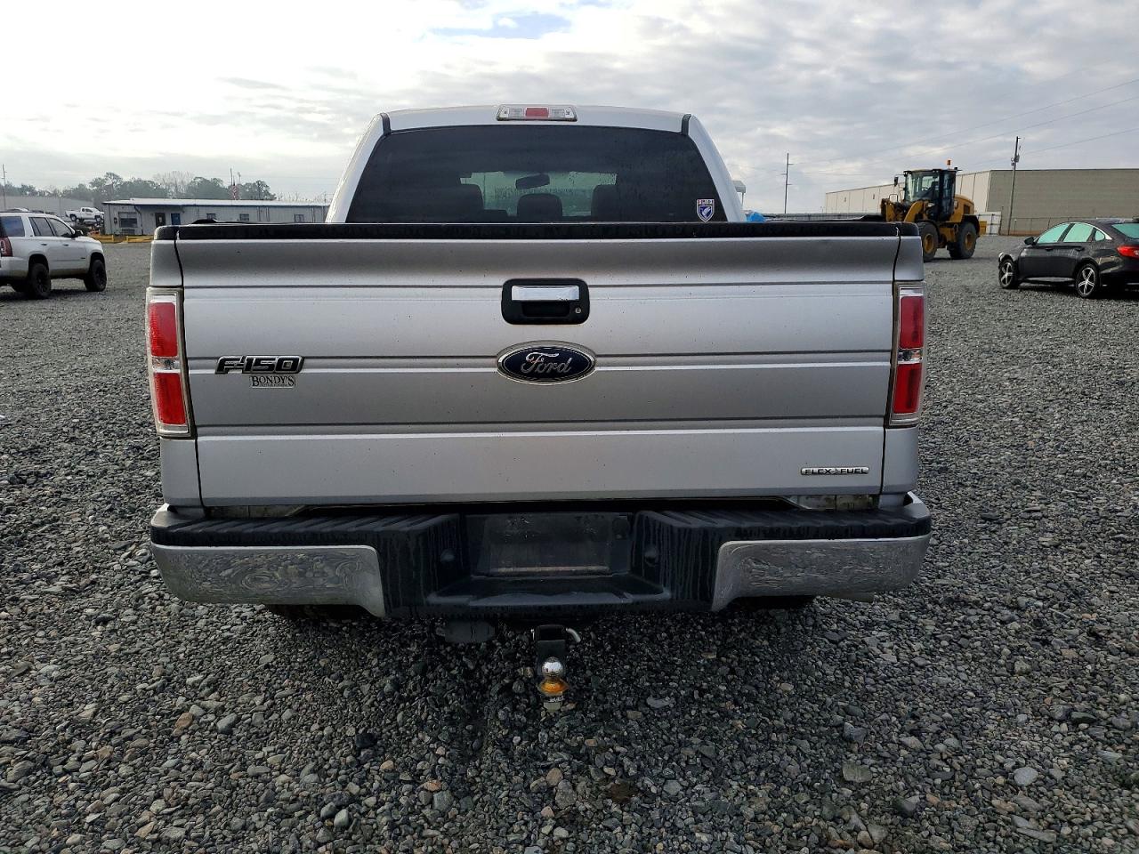 2013 FORD F150 SUPERCREW photo 6