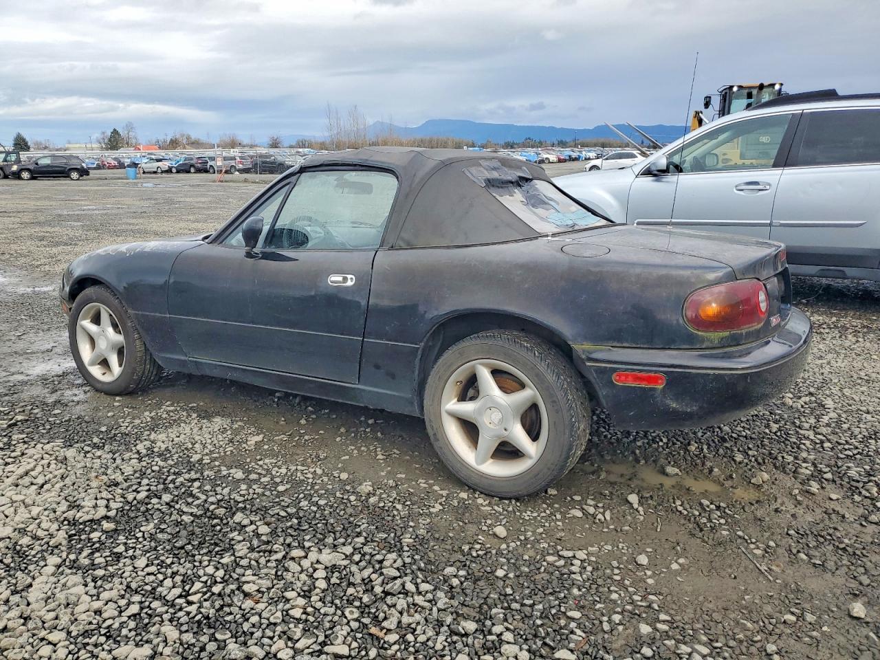 1997 MAZDA MX-5 MIATA photo 2