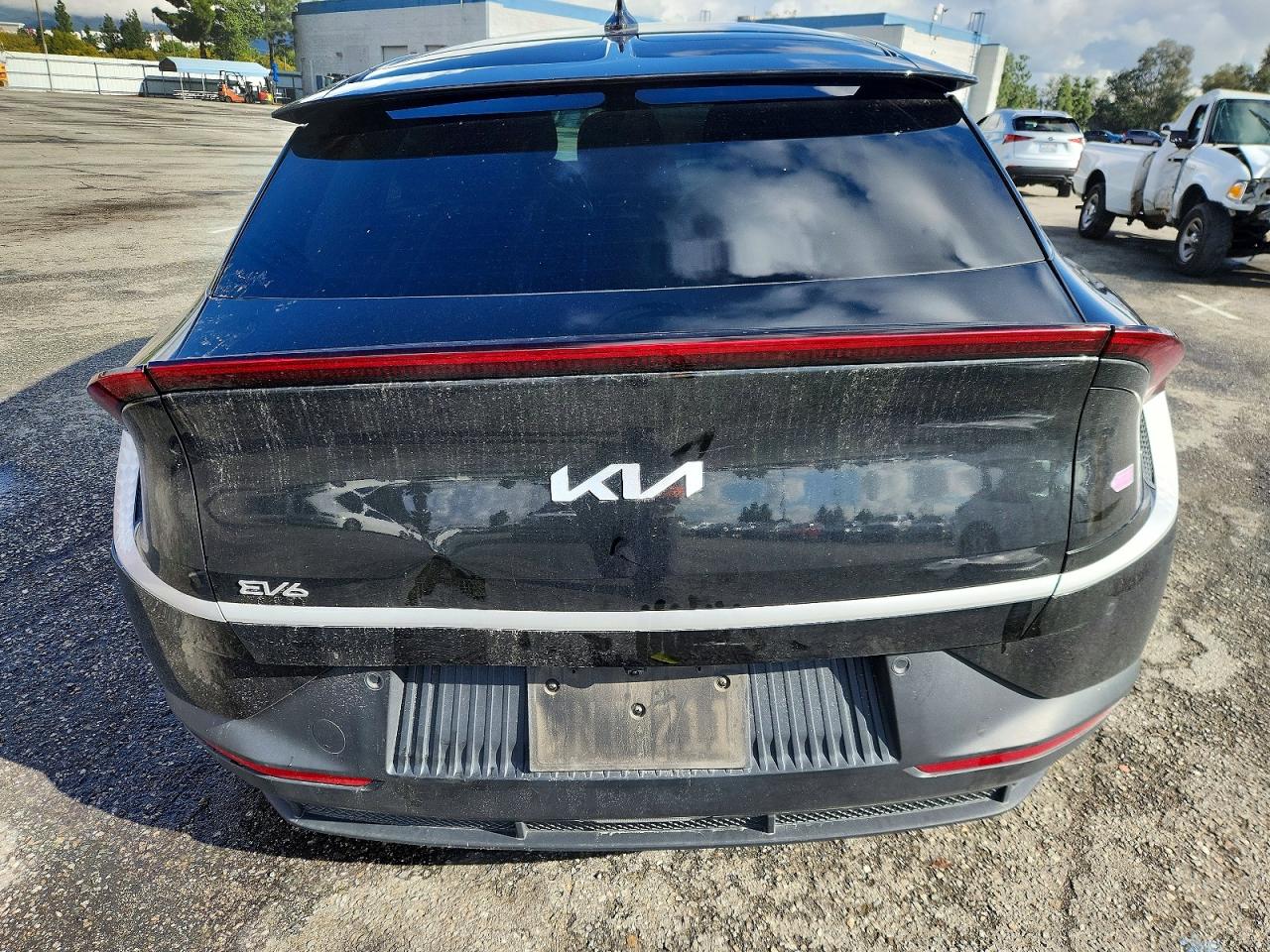 2024 KIA EV6 LIGHT photo 6