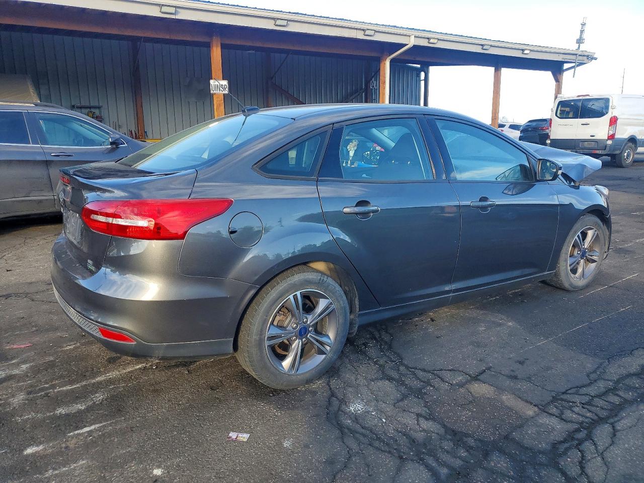 2017 FORD FOCUS SE photo 5