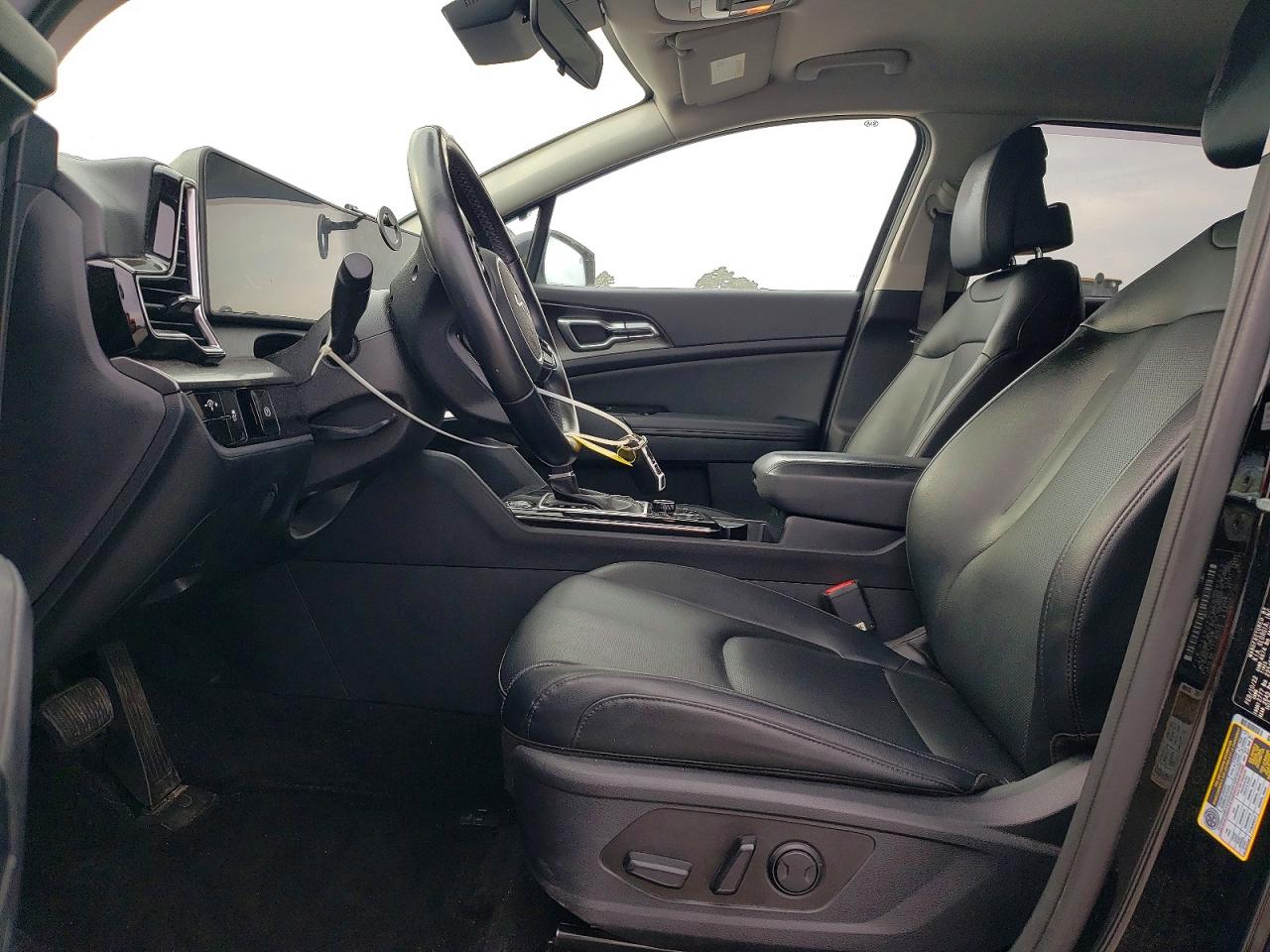 2023 KIA SPORTAGE EX photo 25