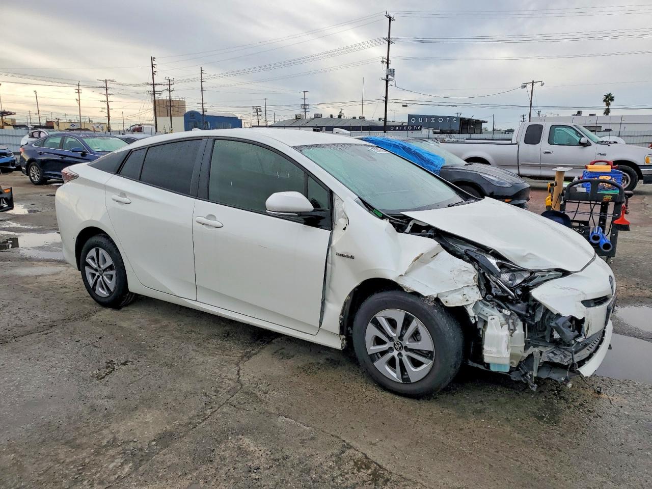 2018 TOYOTA PRIUS photo 7
