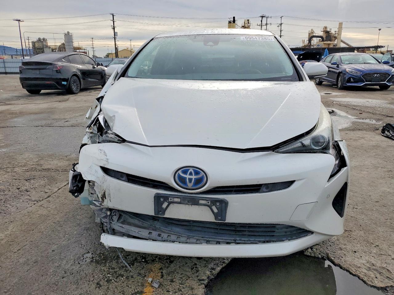2018 TOYOTA PRIUS photo 9